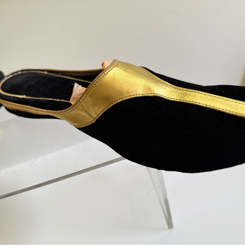 BEACON SLIPPERS BLACK VELVET with GOLD ACCENT - 10.5 Grand Millennial Regency - Picture 11 of 15